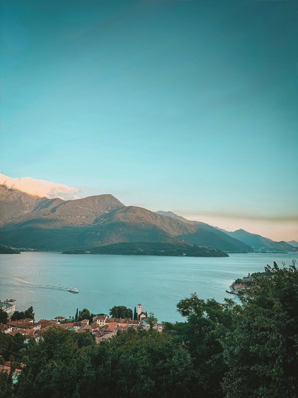 Gravedona – La Rondine Lake Como, Gravedona